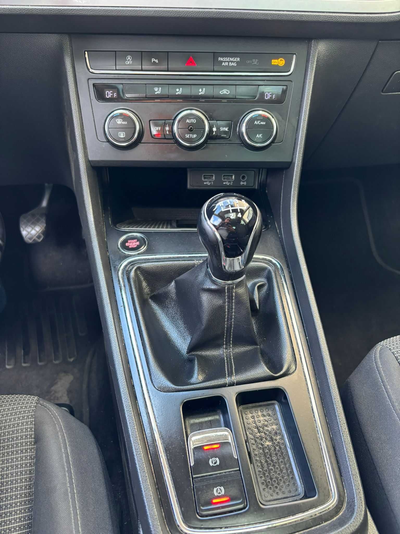 Seat Leon 1.6 TDI STYLE
