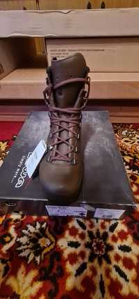 Lowa mountain boot gtx rozm. 43. 1/2