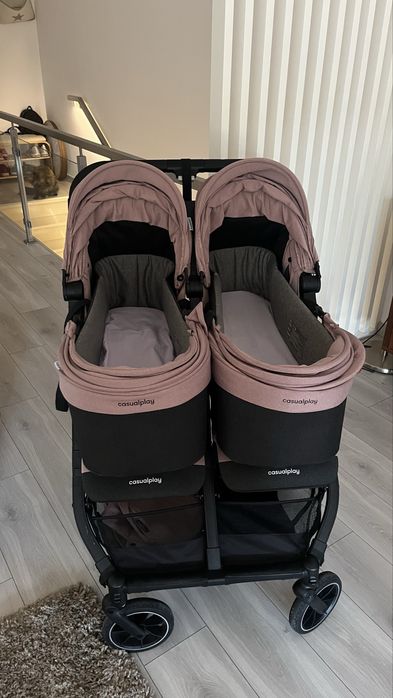 Carrinho gémeos Casualplay