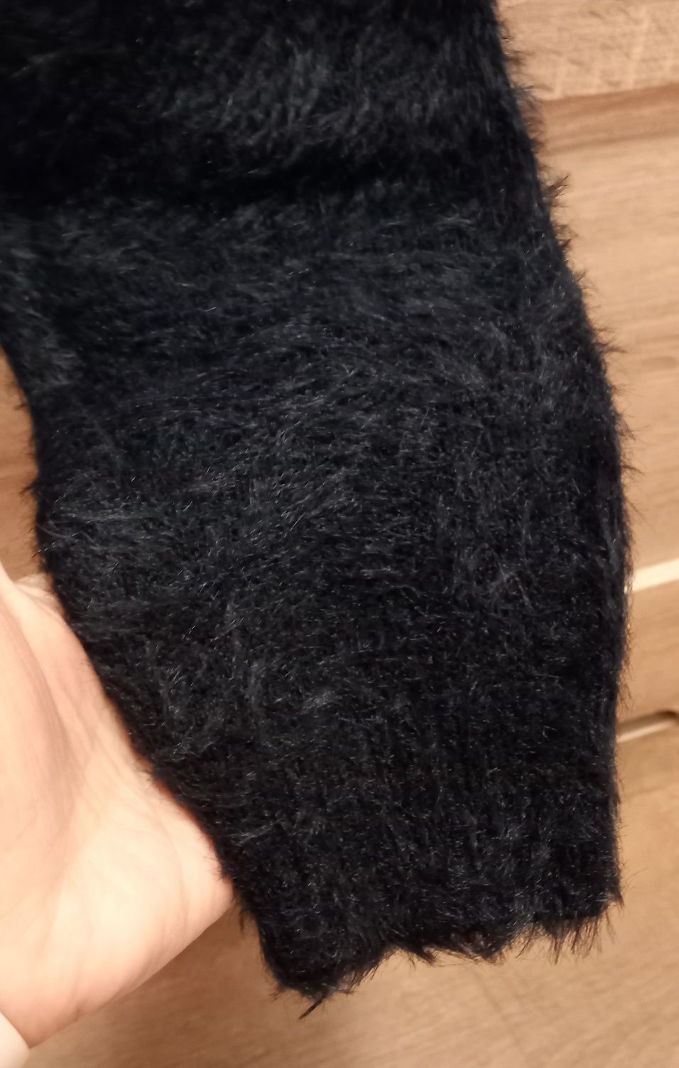 Sweterek alpaka czarny uni