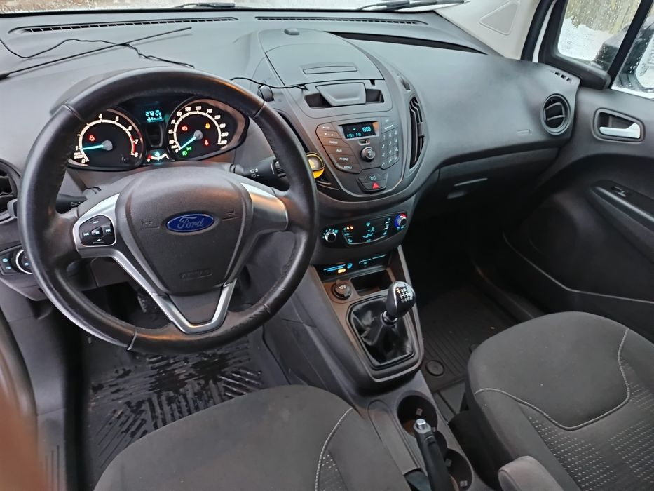 Ford Transit Courier 1.0 benzyna 2022 rok