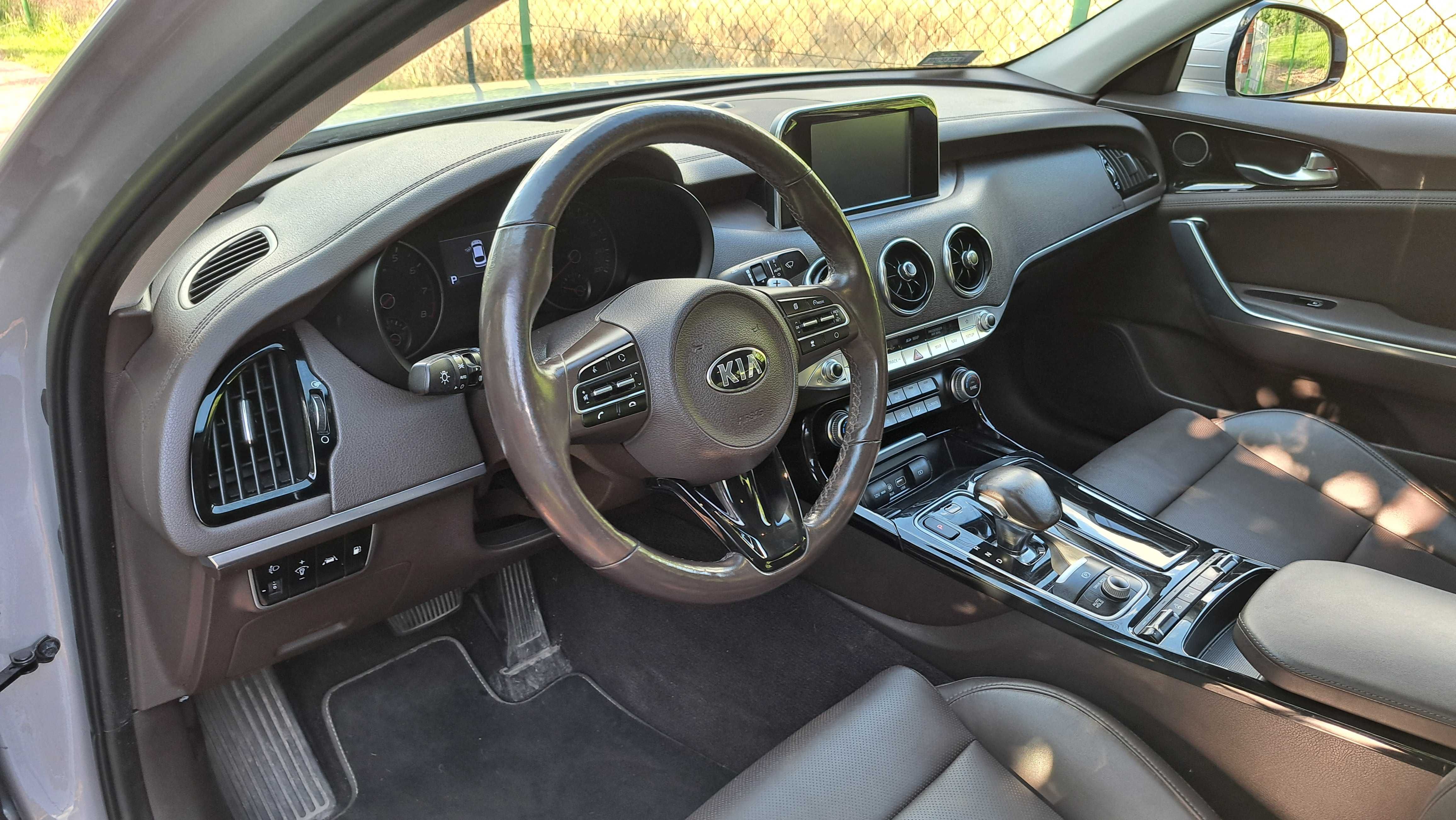 Sprzedam KIA STINGER 2.0 GDI Turbo 2017