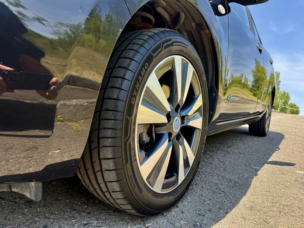 Nissan Leaf 2014 Tekna/BOSE/360