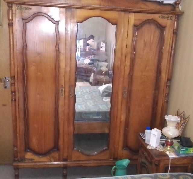 mobília de quarto clássica