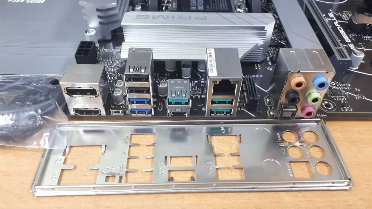 Материнська плата Asus Prime B650-Plus