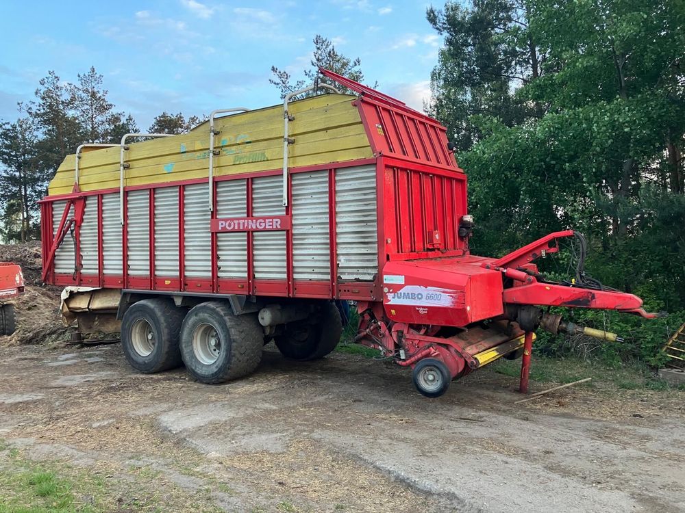 Przyczepa samozbierająca  Pottinger Jumbo 6600, Strautmann, Krone