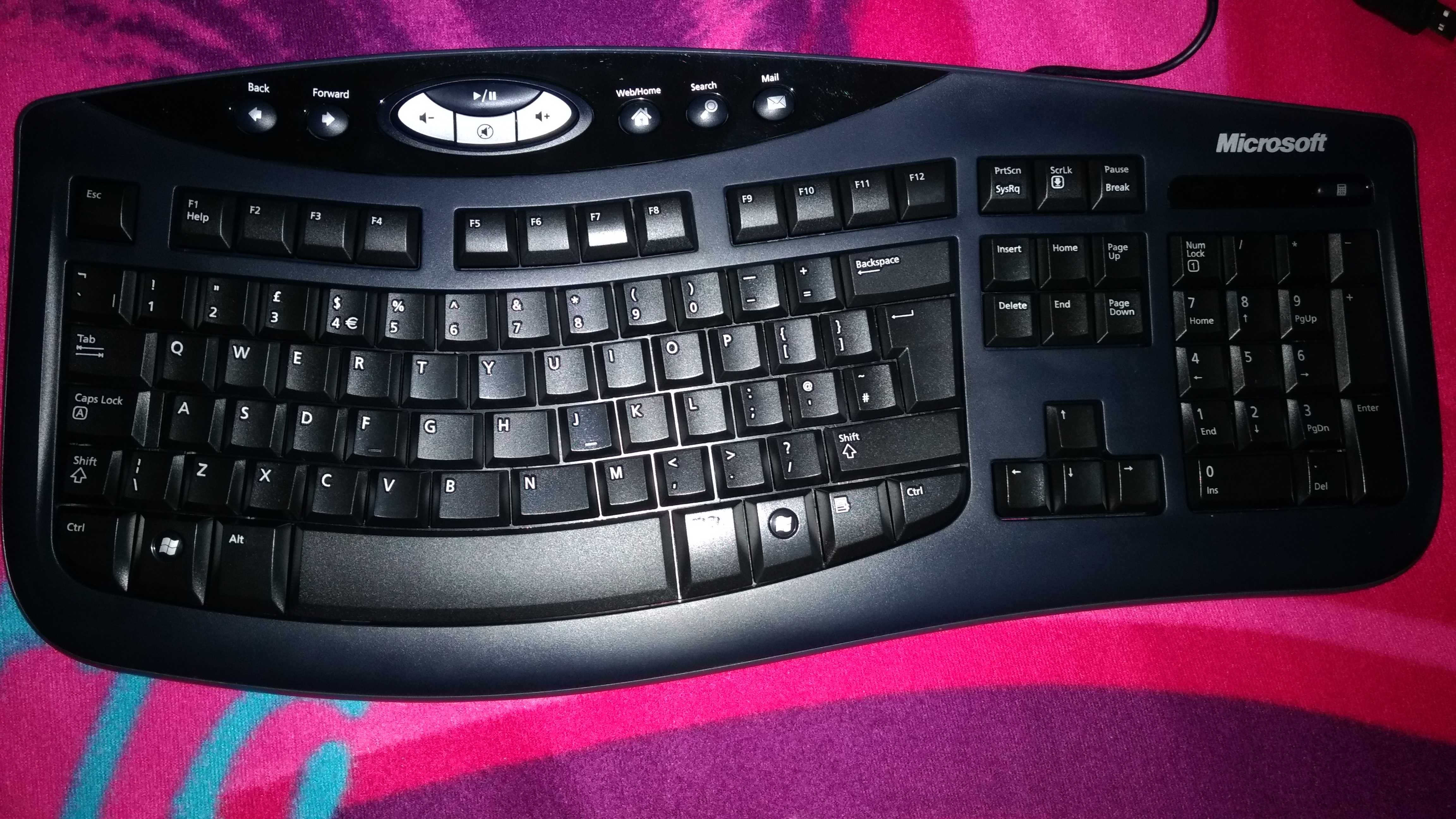 Klawiatura Microsoft Comfort Curve Keyboard 2000 ergonomiczna