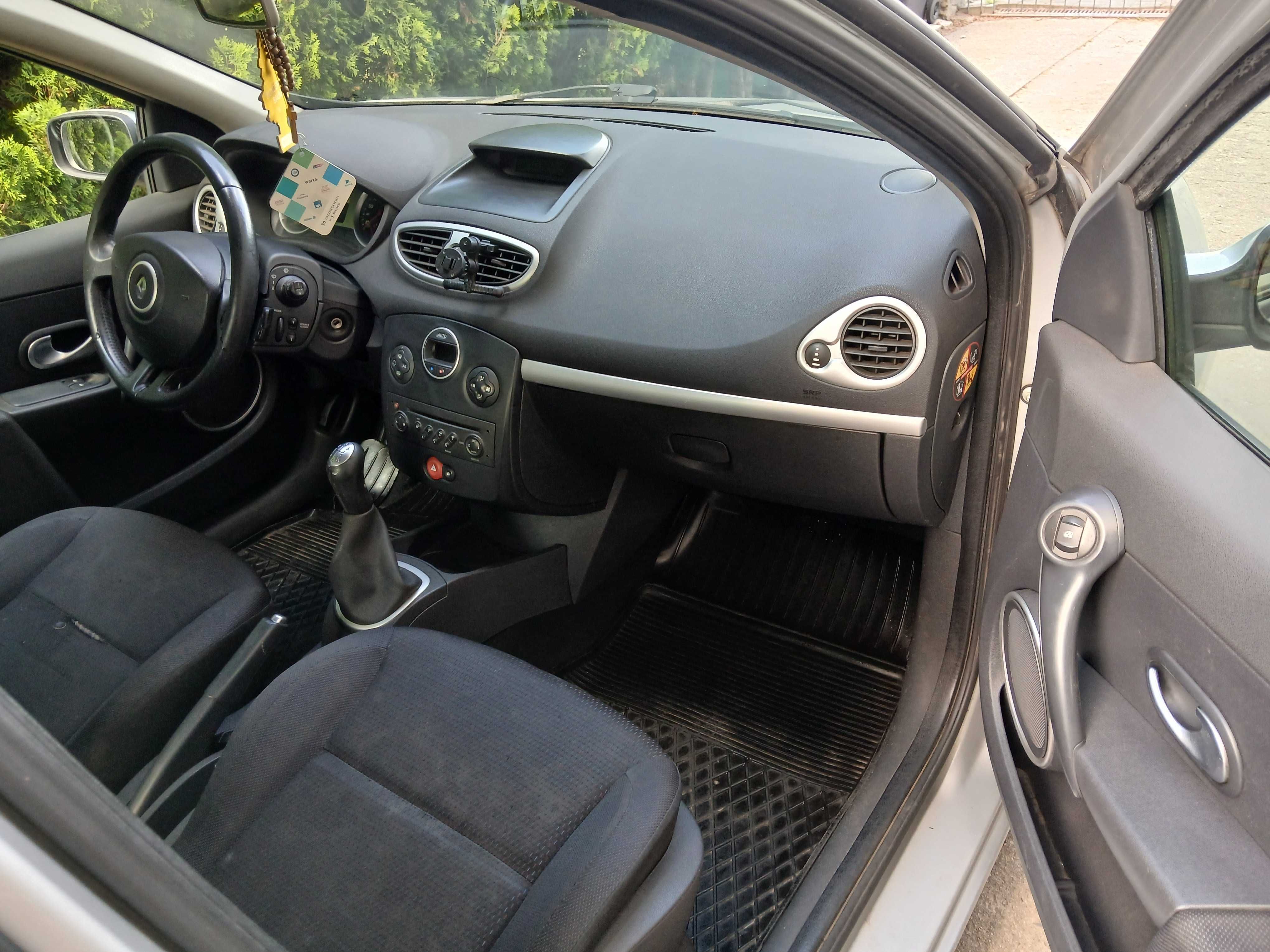 Renault Clio  2007 rok klima zarejestrowane
