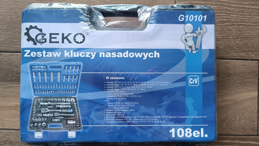 Zestaw kluczy nasadowych i torx 108el.CRV GEKO G10101