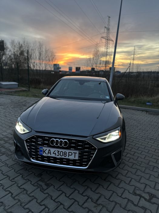 Продам Audi a4b9 2020 року
