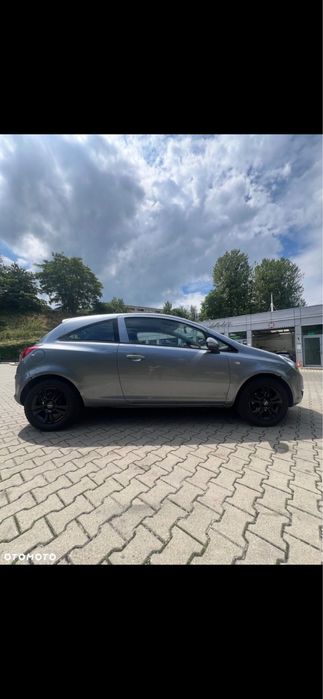 Opel Corsa D 1.2 beznyna