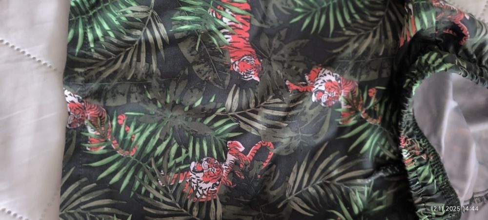 Spodenki krótkie r. 128