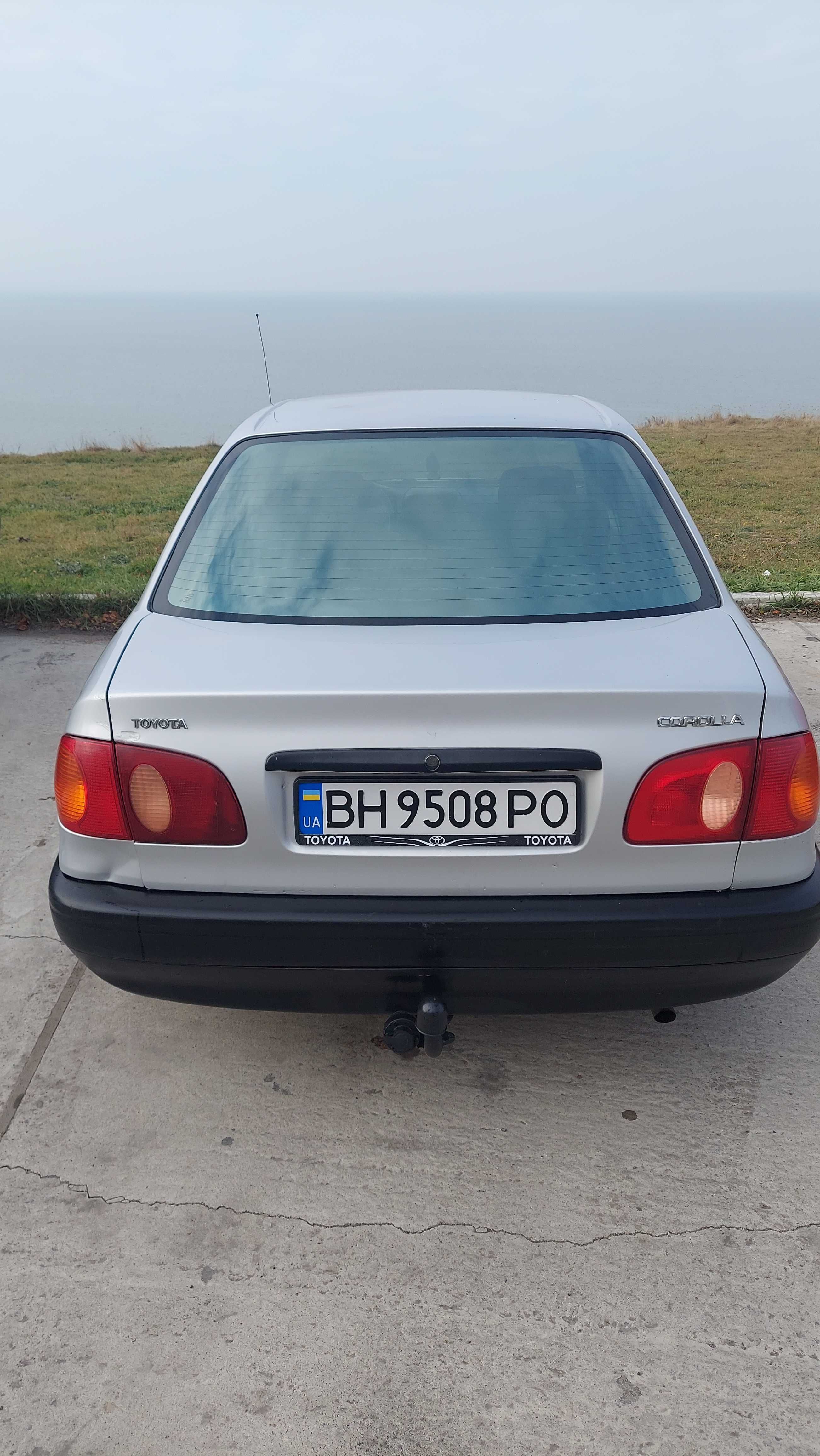 Toyota Corolla 1998