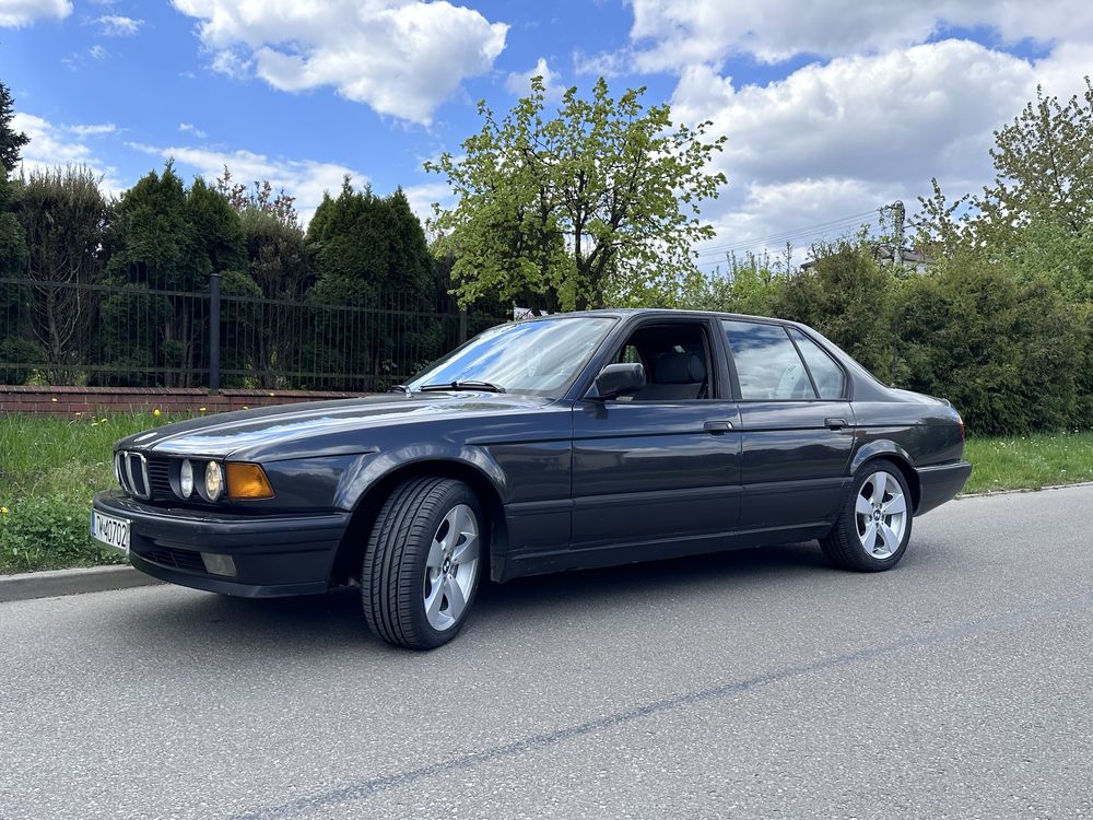 BMW E32 730i 1989r Rekin