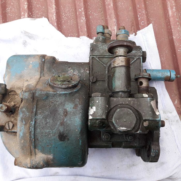 pompa wtryskowa c325 328