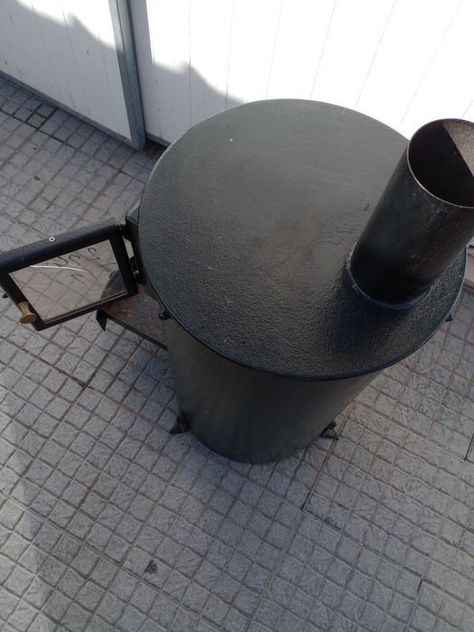 Salamandra de aquecimento a lenha