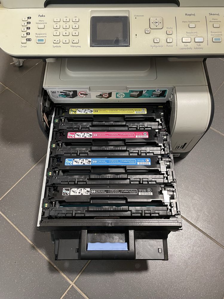 HP Color LaserJet CM1312nfi MFP в справному стані