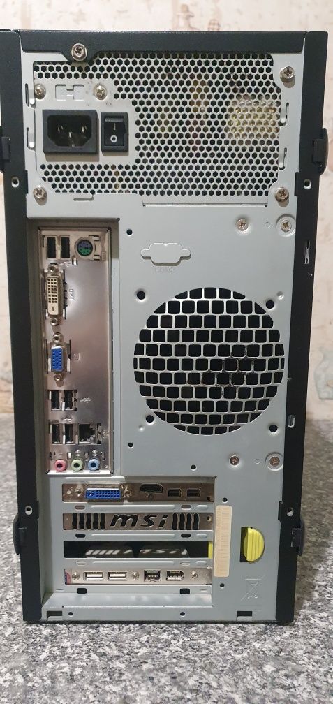 Komputer I5-3470, MSI HD7850, SSD + HDD