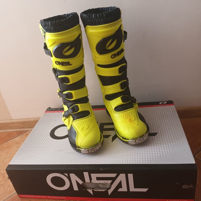 Buty na crossa  rozmiar 40