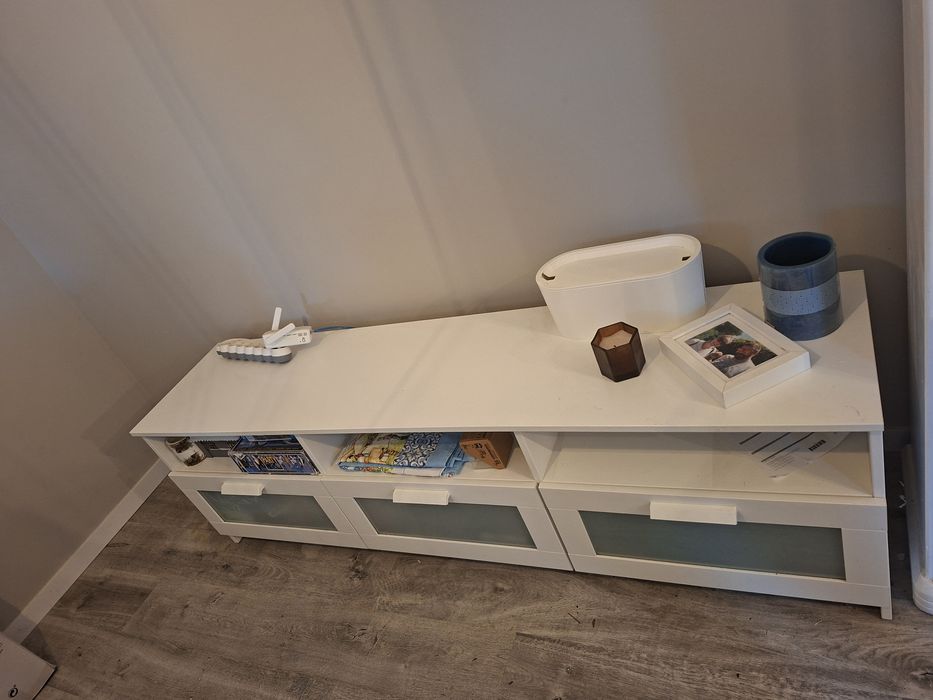 Aparador de televisão ikea