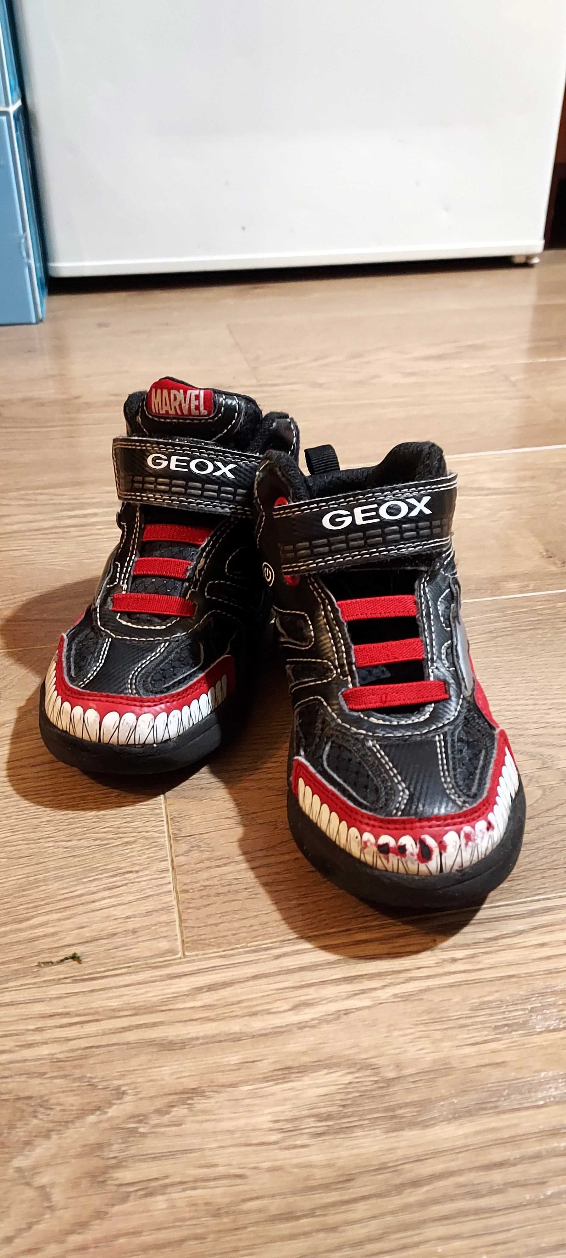 Buty dziecięce GEOX J26FEC MARVEL VENOM, rozmiar 29