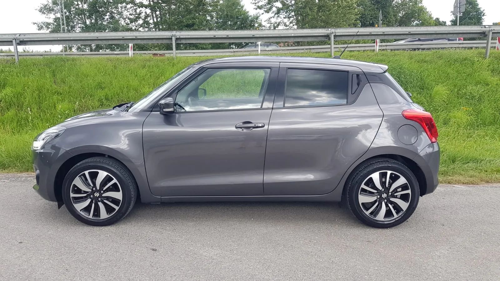 Suzuki Swift Suzuki Swift 2019 rok Hybryda Niski przebieg!!!