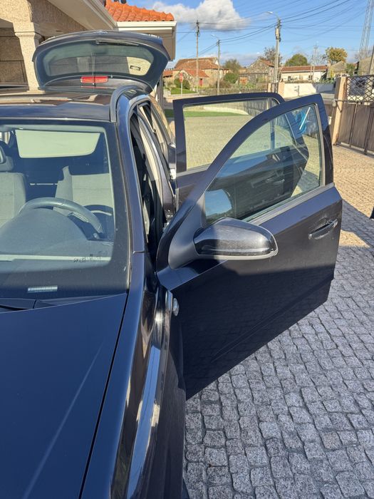 Opel astra preta