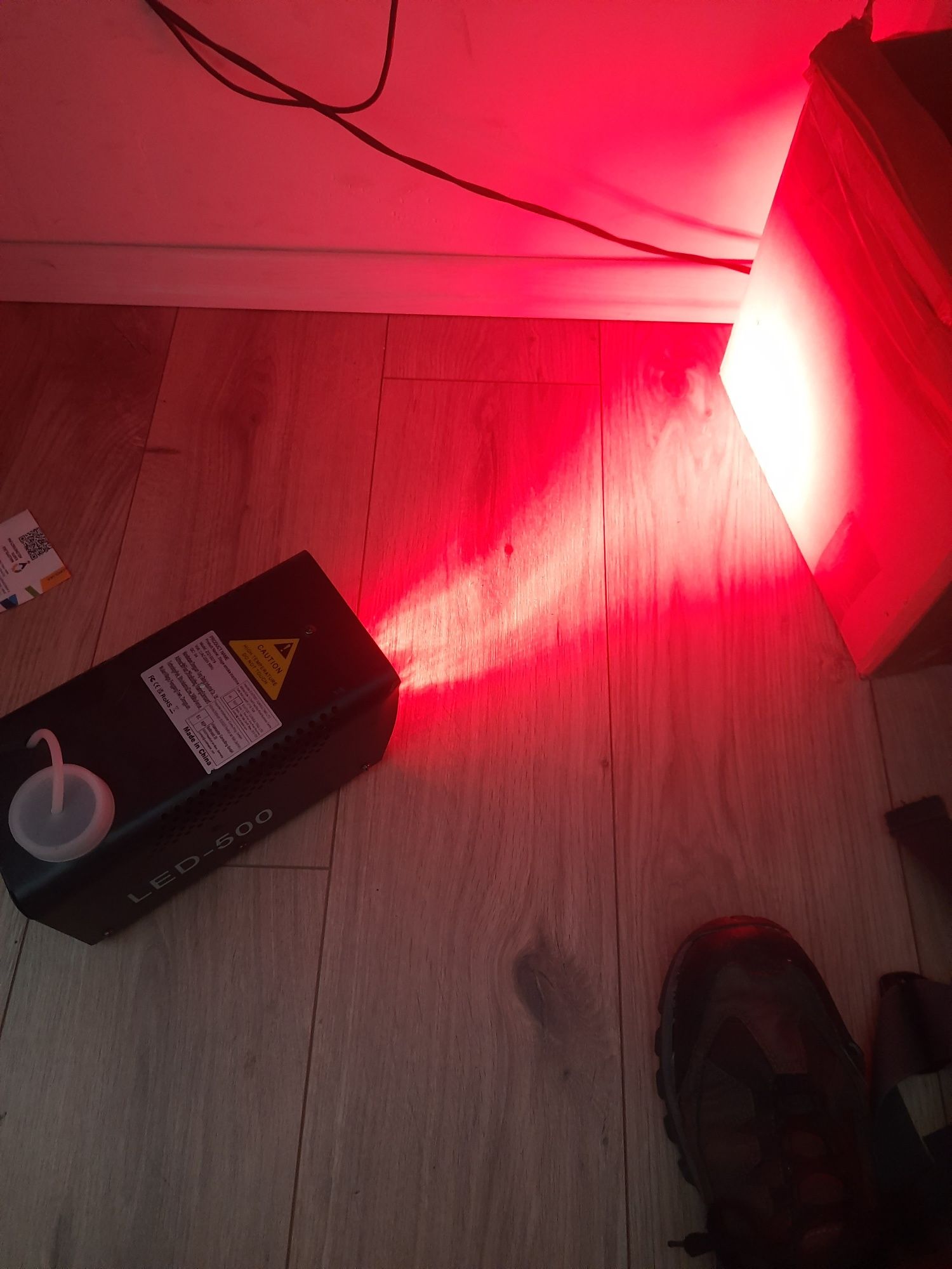Maszyna do dymu, wytwornica dymu, dymiarka z RGB bluetooth LED 500 wat
