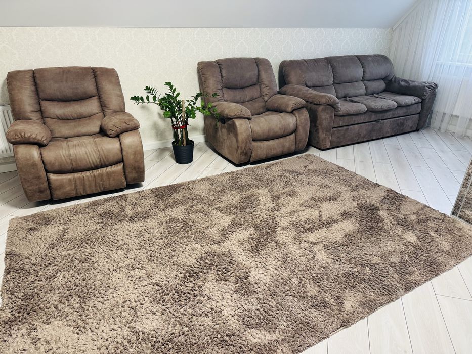 Набір мʼяких меблів для вітальні