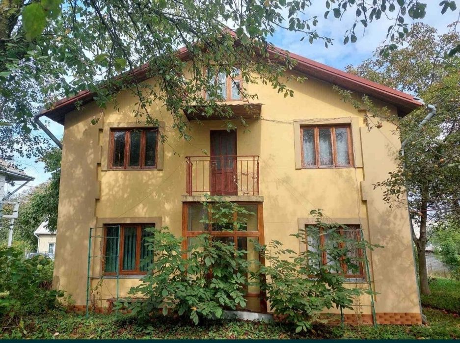 Здам  півбудинку  в оренду (2 кімнатну квартиру)