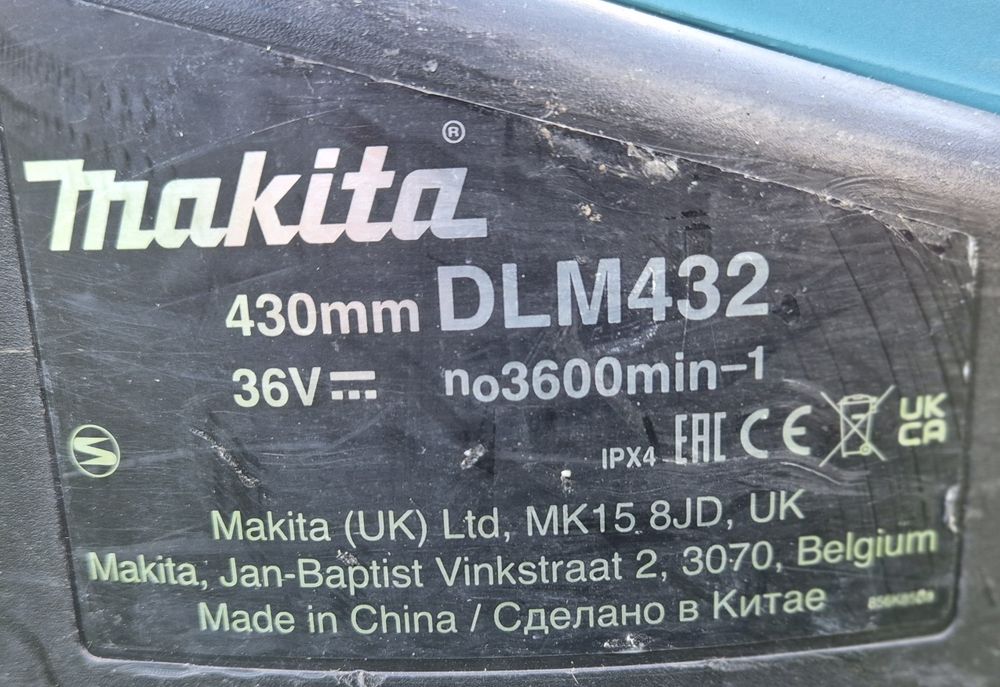 Makita kosiarka akumulatorowa DLM 432 2x18V