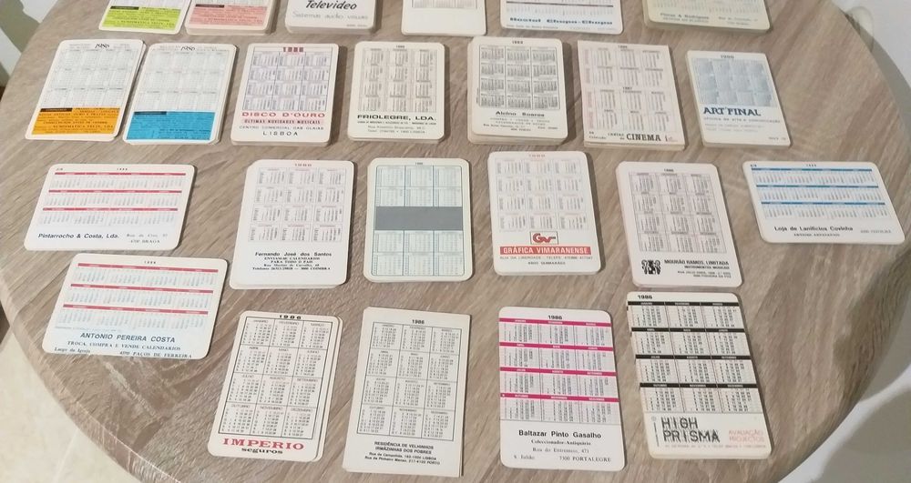 Grande coleção de calendários diversos - 500