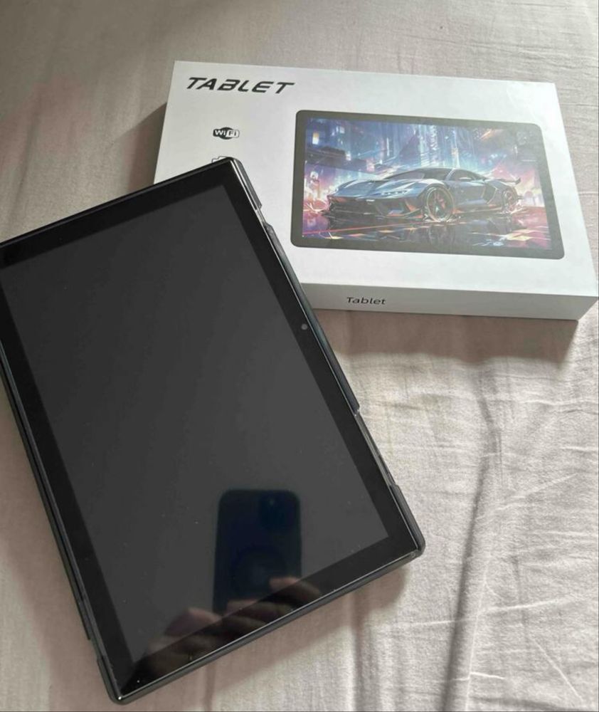 Tablet nowy z etui