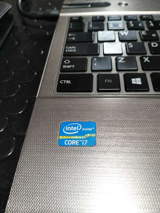Portatil Toshiba   i7