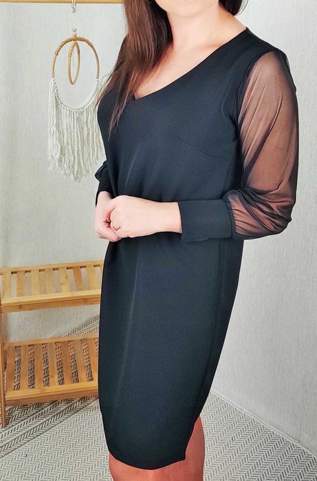 NOWA elegancka prosta czarna sukienka rozm 48