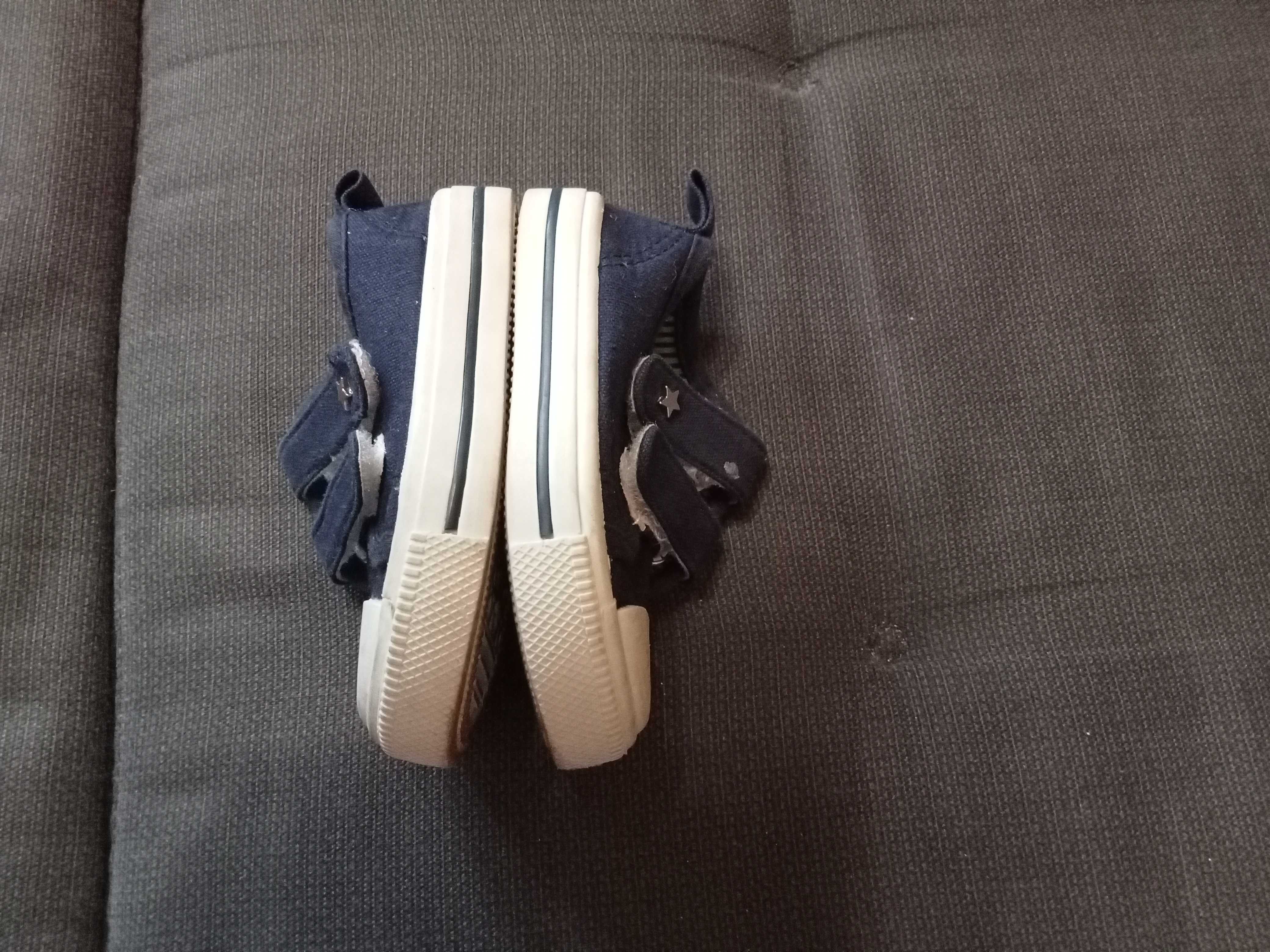 Buty dziecięce 20'