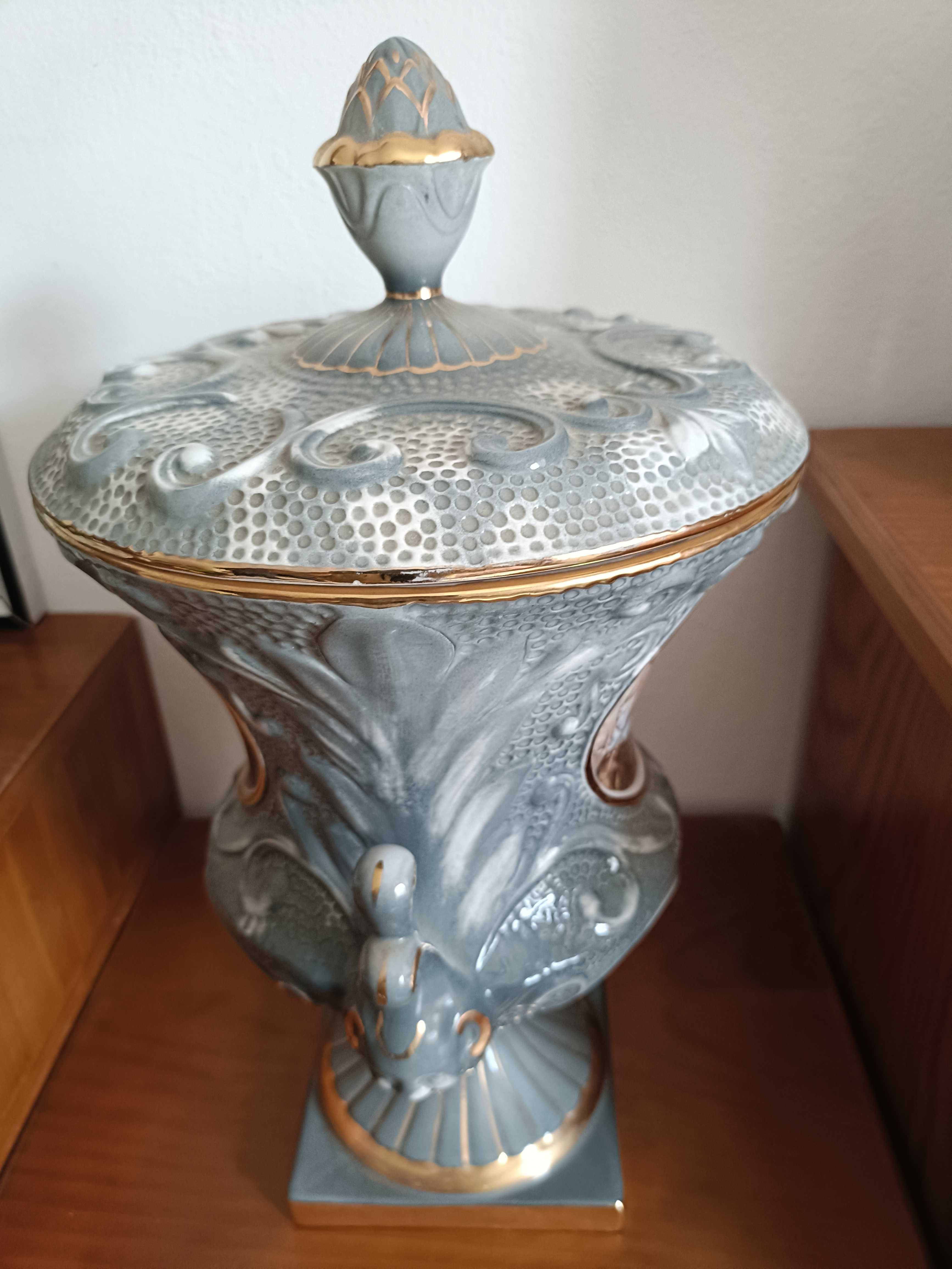 Vaso Grande antigo Raúl da Bernarda