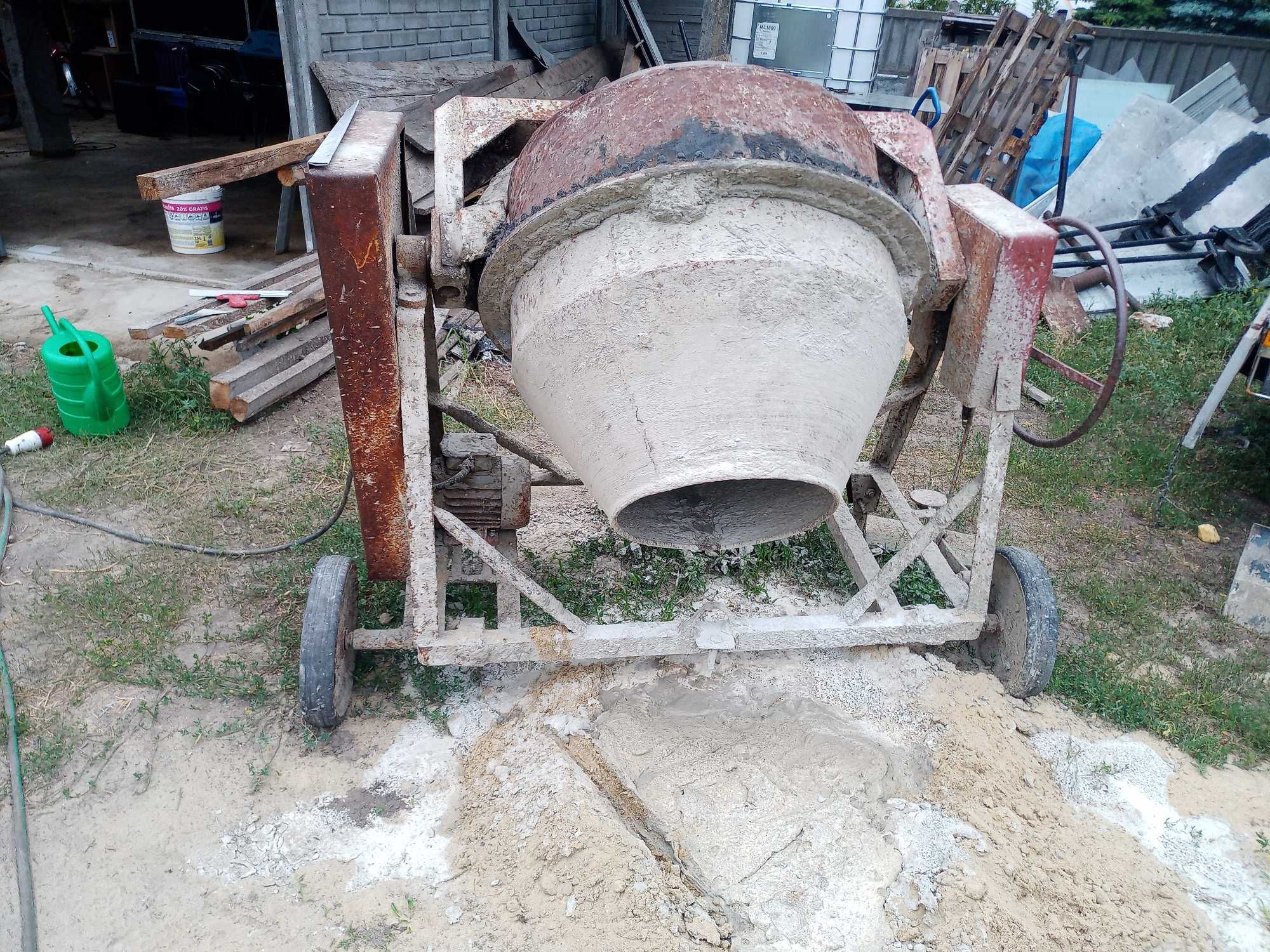 betoniarka 250l. 380 siłowa gruby wieniec