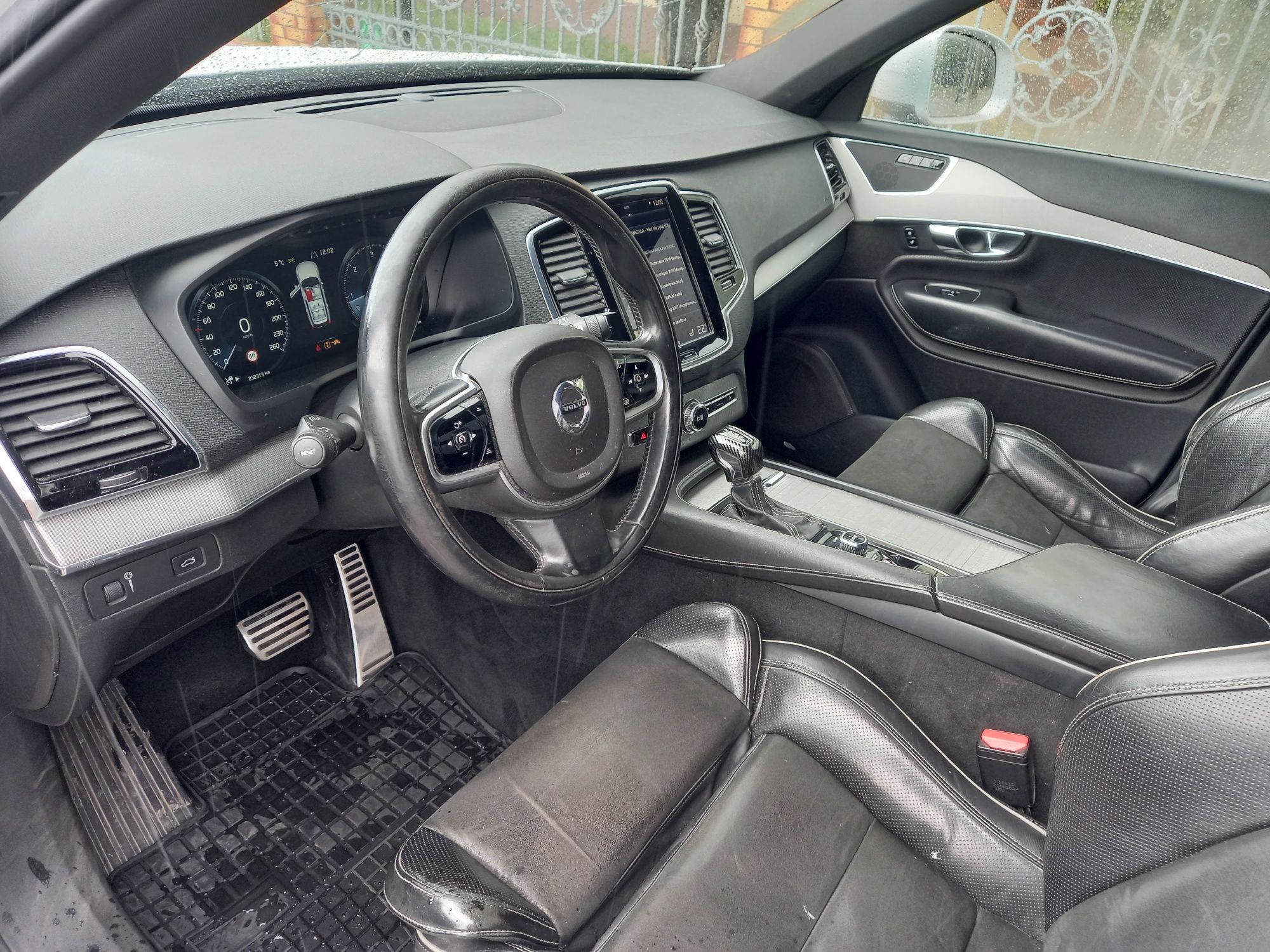 Volvo XC90 R Design Diesel 2.0 TDI 4x4