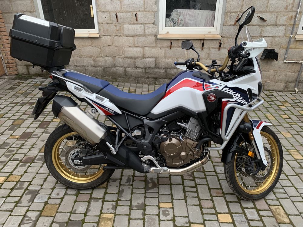 Мотоцикл Honda Africa Twin