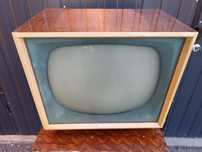 Stary telewizor Tesla retro vintage