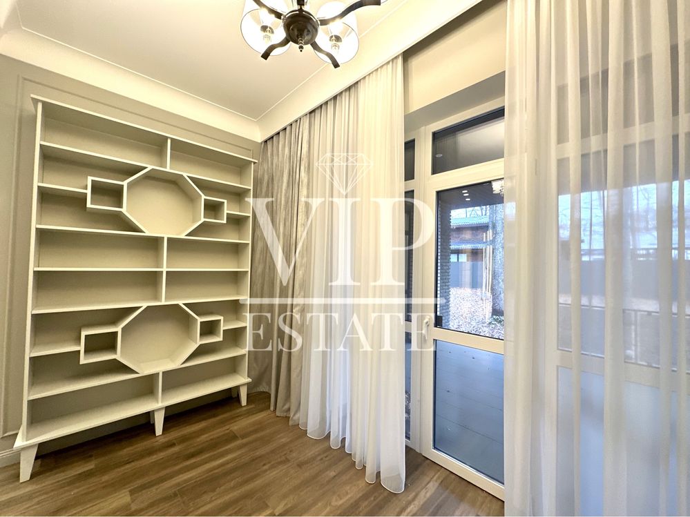 Срочно!Продам дом 225 м.кв.,12 соток,новый ремонт.КП Лесное,Лесопарк