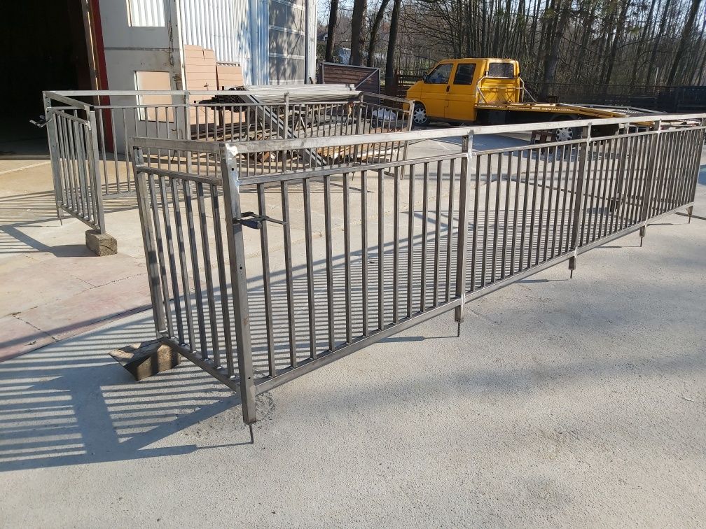 Balustrada balkonowa pionowa ocynk malowany proszkowo