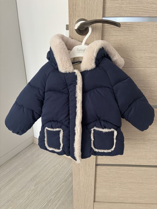 Зимова куртка на 9 місяців