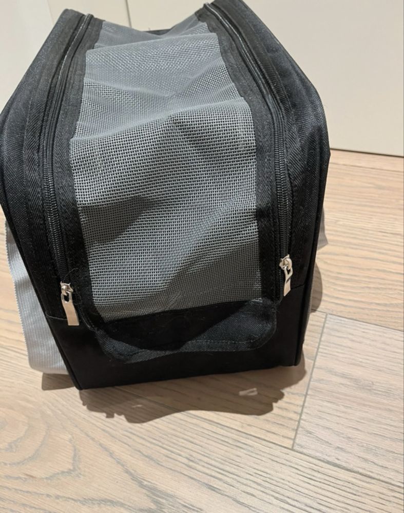 Transportadora de gato super leve e prática como nova