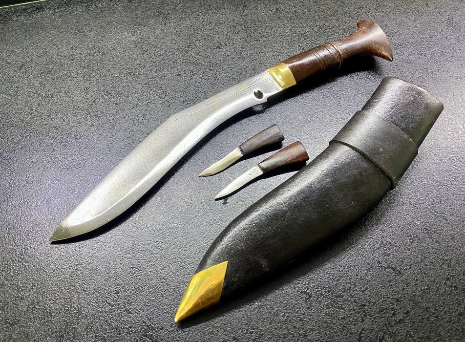 Кукрі, Genuine Gurkha Kukri 10.5 Inch GK&CO. Вироблено у Непалі