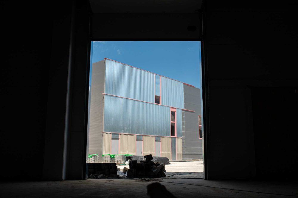 Новий склад 654 м² в ЛЦ PERETYN (поряд з митницею) у Львові