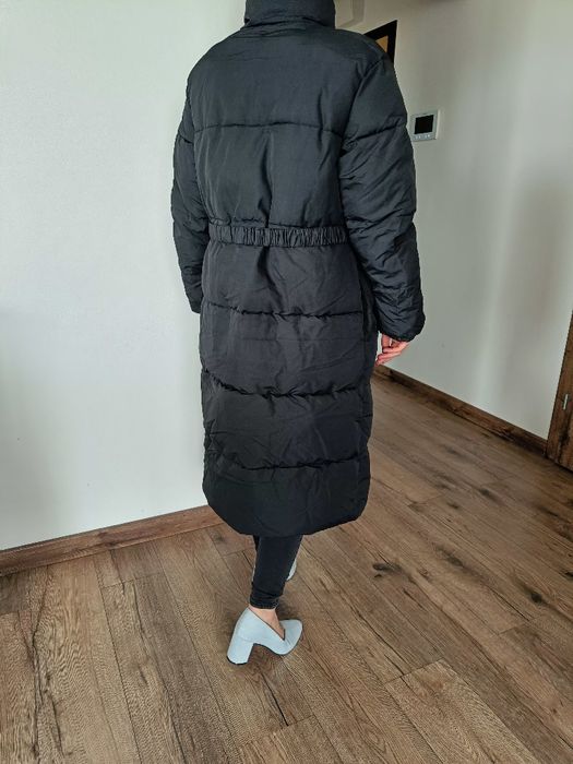 Kurtka zimowa czarna ocieplana duża 48 4XL Bonprix długa