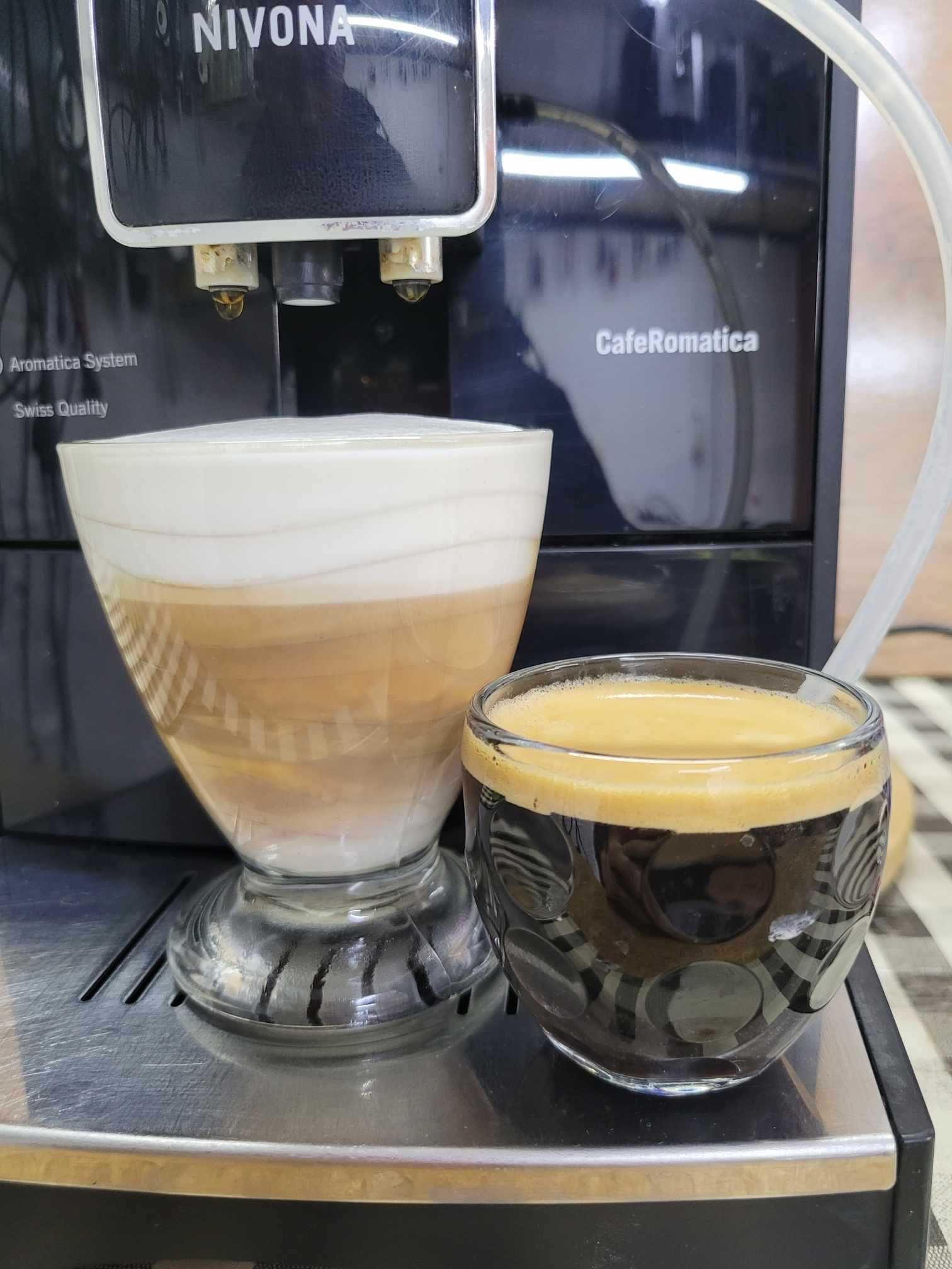 Ekspres NIVONA CafeRomatica NICR 757 Cappuccino / Latte / Po serwisie