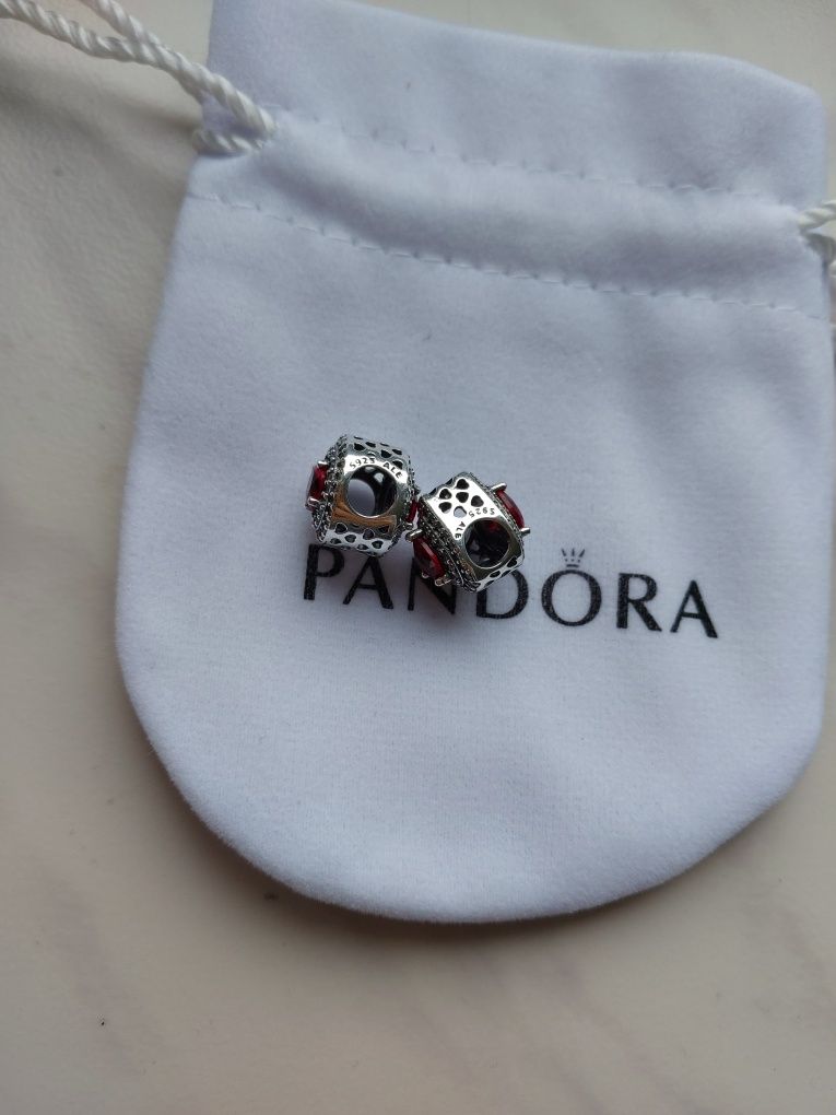 Zawieszka do bransoletki pandora S925 ALE charms